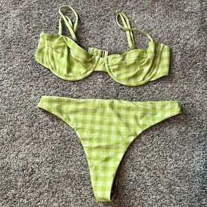 Acacia green suit
